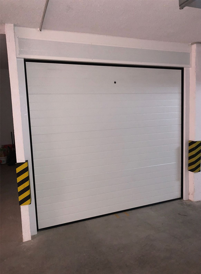 Puertas automátizadas hechas por Cerrajería Pancorbo en Valencia 002