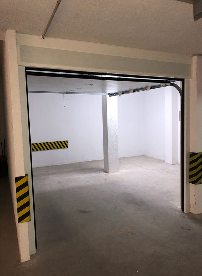 Puertas automátizadas hechas por Cerrajería Pancorbo en Valencia 003